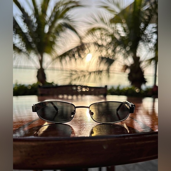 Gianni Versace Vintage X19 028 Black Medusa Sunglasses
